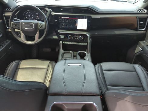 Used 2025 GMC Sierra 2500 Denali AWD/4WD image 14