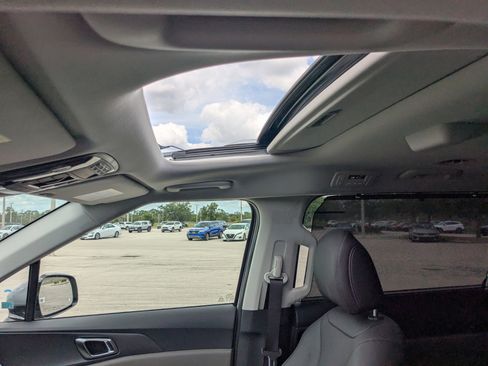 New 2026 Kia Carnival SX FWD image 27