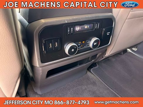 Used 2020 Ford Expedition XLT w/ Equipment Group 202A AWD/4WD image 16