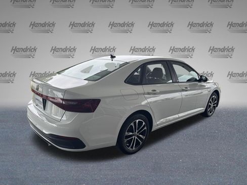 Used 2025 Volkswagen Jetta Sport FWD image 9