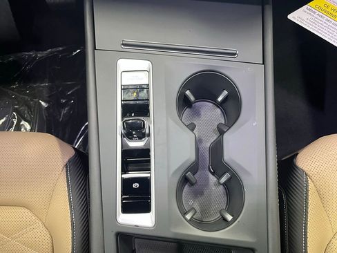 New 2026 Volkswagen Atlas Cross Sport SE image 14