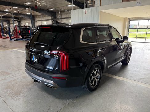 Used 2022 Kia Telluride EX w/ Towing Package AWD/4WD image 7