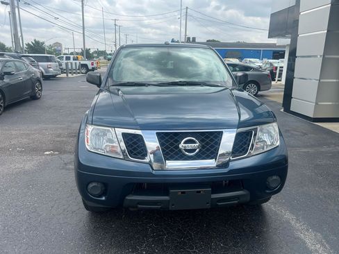 Used 2013 Nissan Frontier SV AWD/4WD image 11