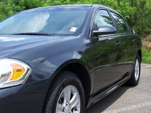 Used 2014 Chevrolet Impala Limited LS image 15