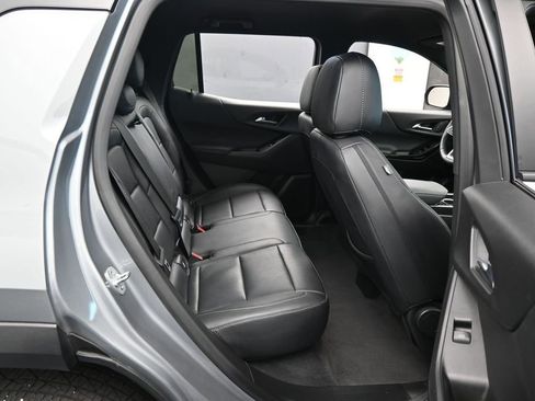 Used 2025 Chevrolet Equinox LT FWD image 31