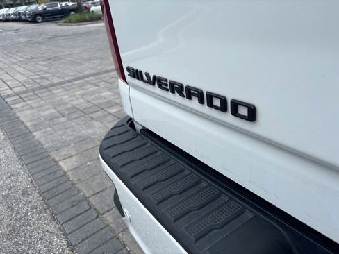 Used 2023 Chevrolet Silverado 2500 LTZ w/ LTZ Plus Package image 10