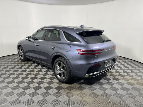 Used 2026 Genesis GV70 2.5T Advanced AWD/4WD image 3