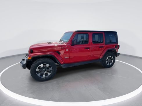 Used 2022 Jeep Wrangler Unlimited Sahara w/ Cold Weather Group image 9