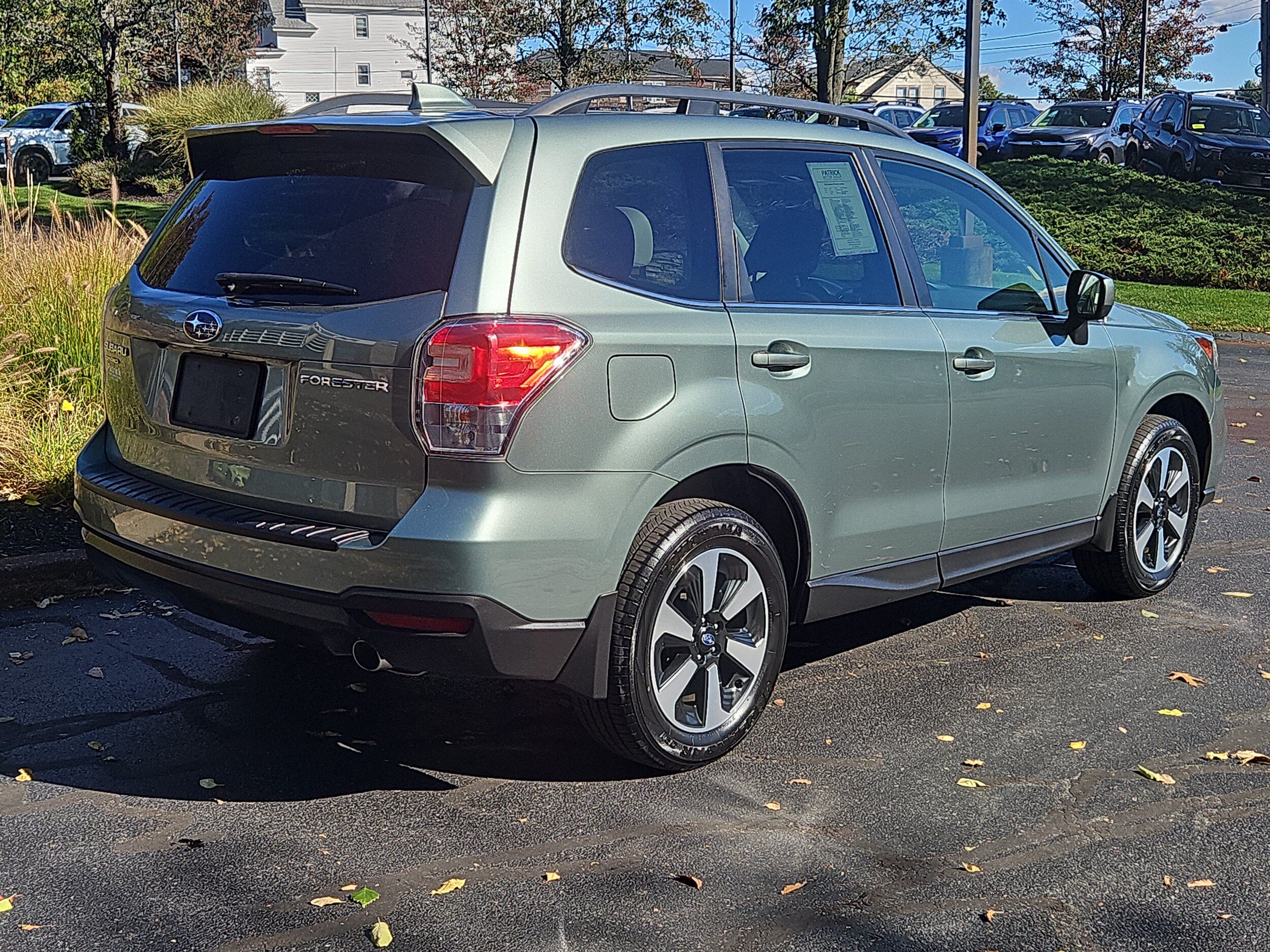 Used 2018 Subaru Forester 2.5i Limited AWD/4WD image 2