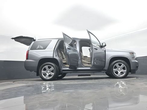 Used 2020 Chevrolet Tahoe LT w/ Luxury Package RWD image 79
