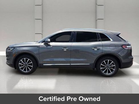 Used 2022 Lincoln Nautilus FWD image 2