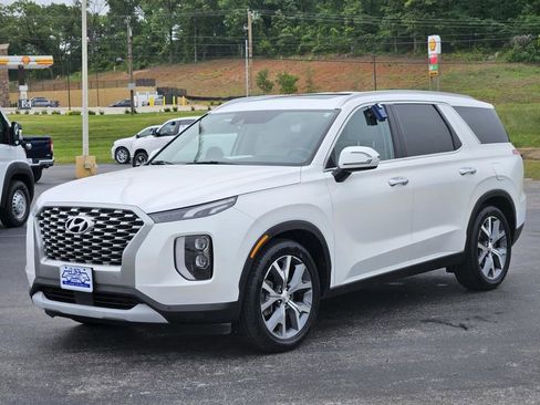 Used 2021 Hyundai Palisade SEL FWD image 3