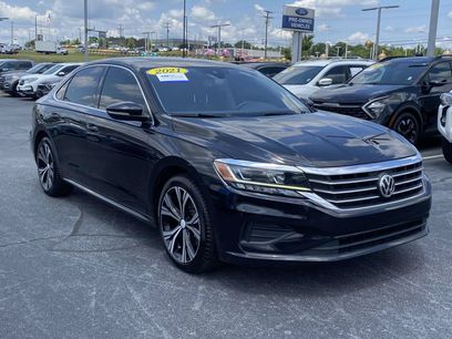 Used 2021 Volkswagen Passat 2.0T SE