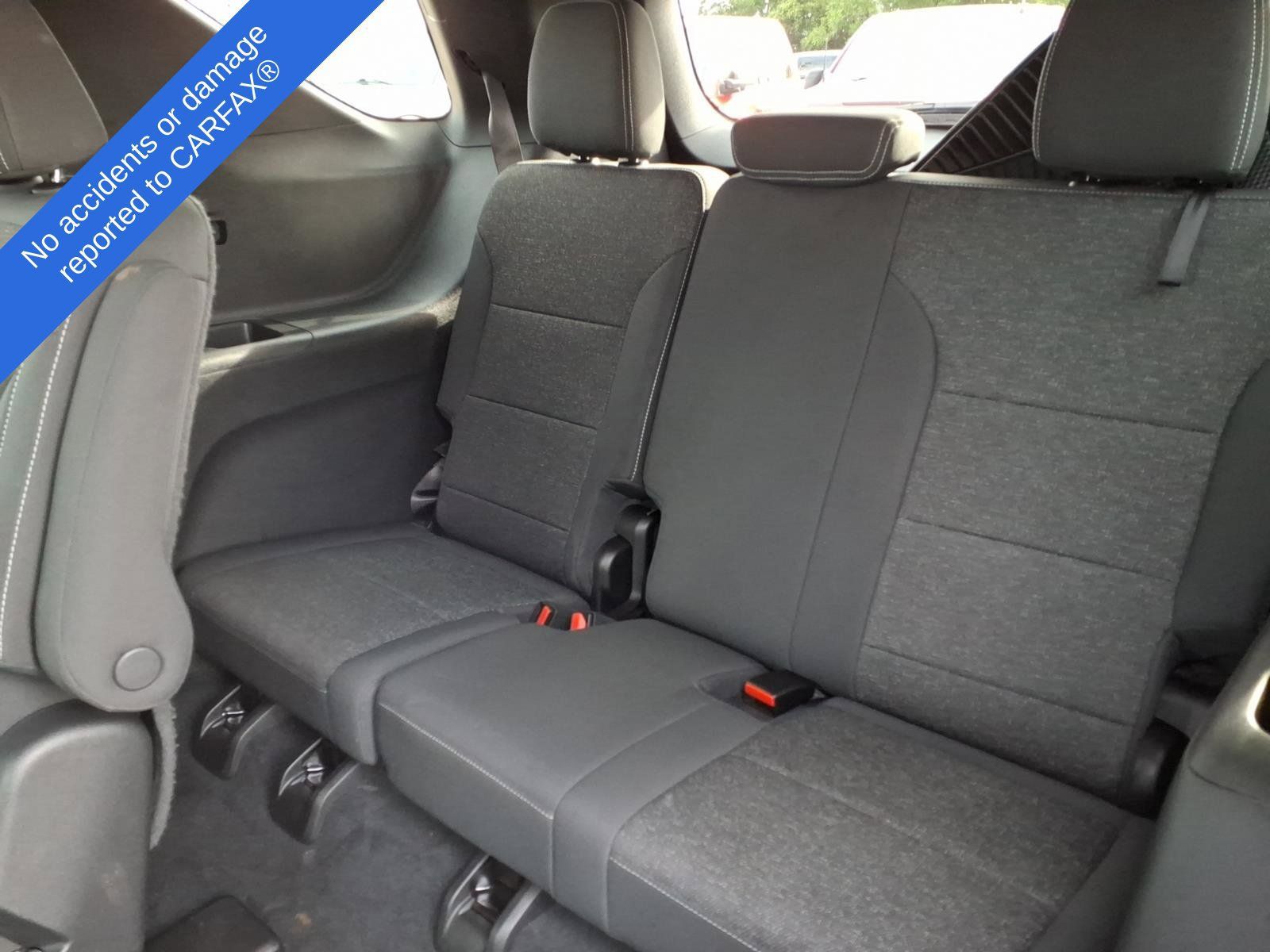 Used 2024 Chevrolet Traverse LT w/ LPO, Floor Liner Package AWD/4WD image 9