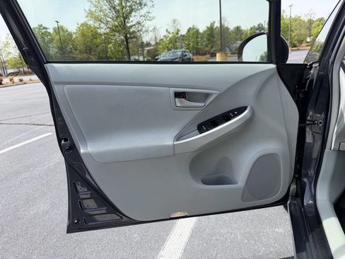 Used 2012 Toyota Prius Three image 10