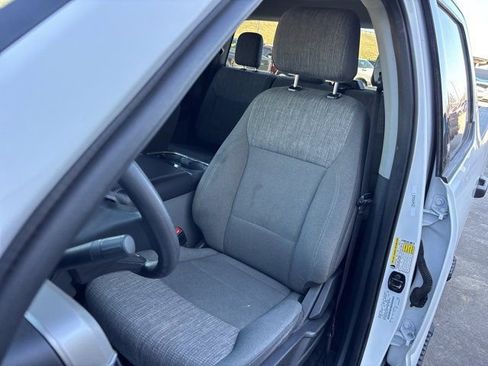 Used 2025 Ford F250 XLT w/ FX4 Off-Road Package image 19