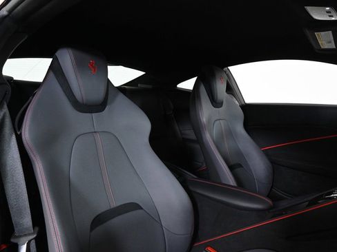 Certified 2024 Ferrari Roma image 4