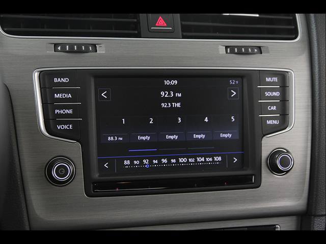Used 2017 Volkswagen Golf Wolfsburg Edition FWD image 10