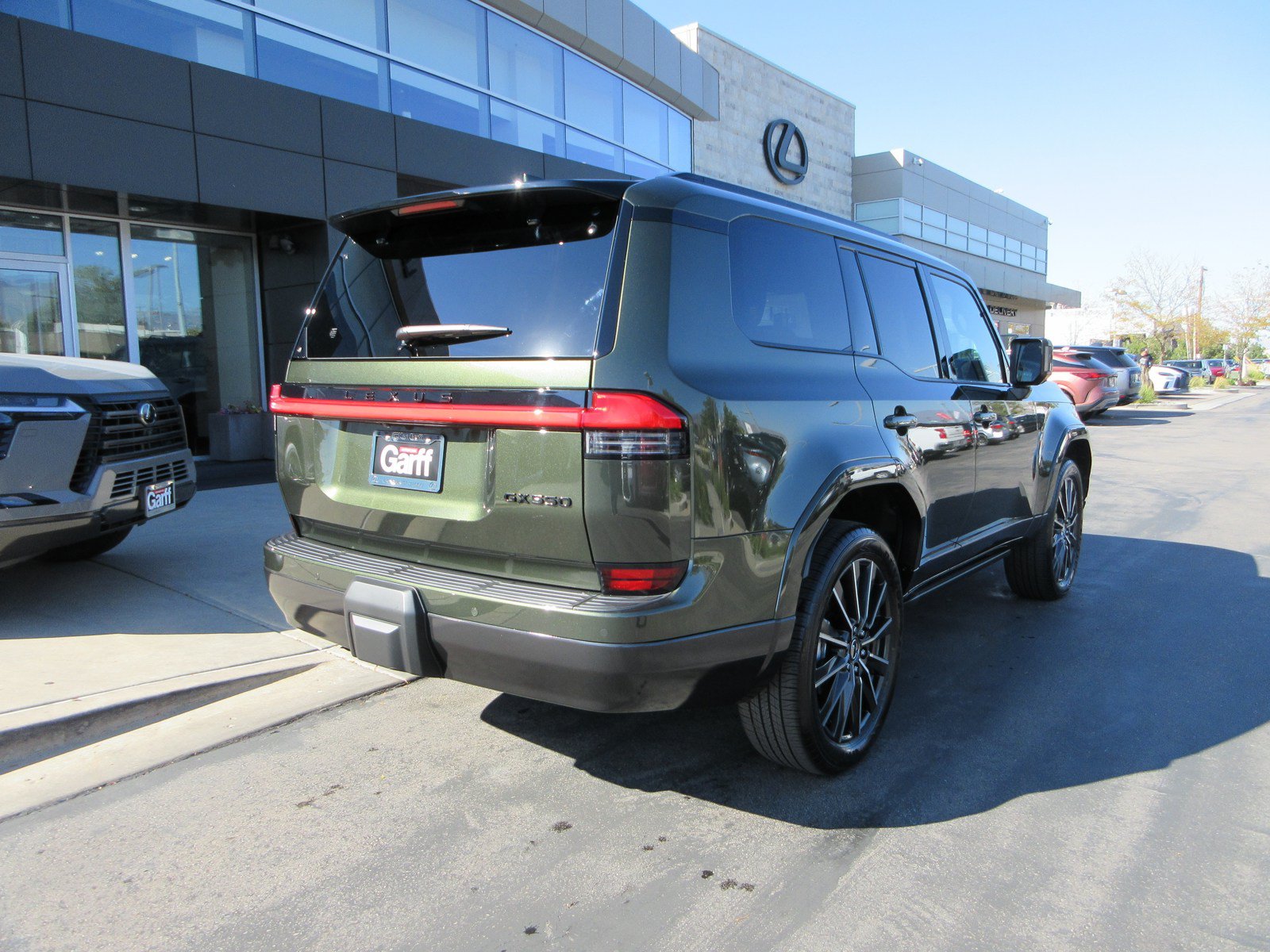 Used 2026 Lexus GX 550 w/ Accessory Package (2T) AWD/4WD image 9