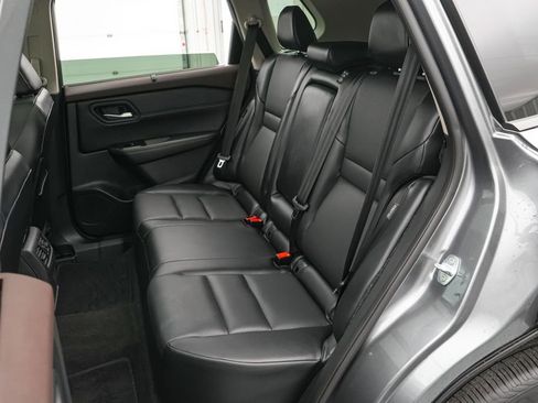Used 2023 Nissan Rogue SV w/ SV Premium B Package AWD/4WD image 19