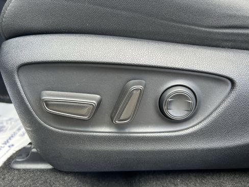 Certified 2025 Toyota RAV4 XLE AWD/4WD image 14