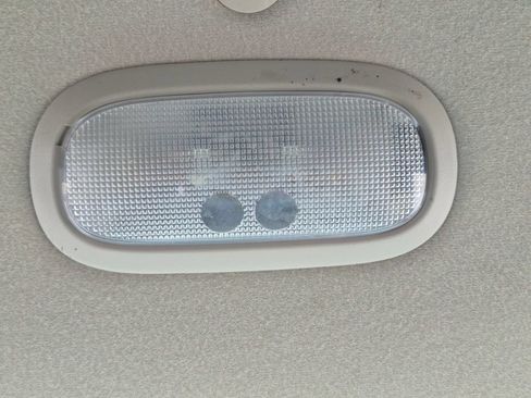 Used 2015 Chevrolet Express 2500 RWD image 19