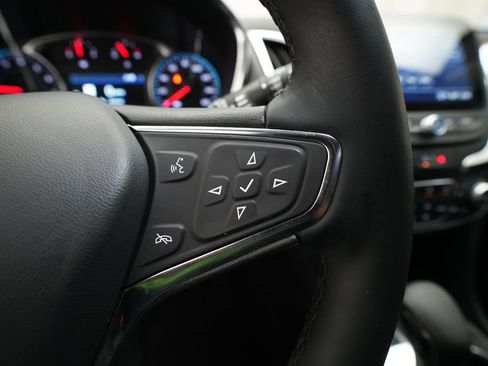 Used 2024 Chevrolet Equinox LT AWD/4WD image 19