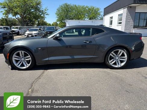Used 2017 Chevrolet Camaro LT RWD image 8