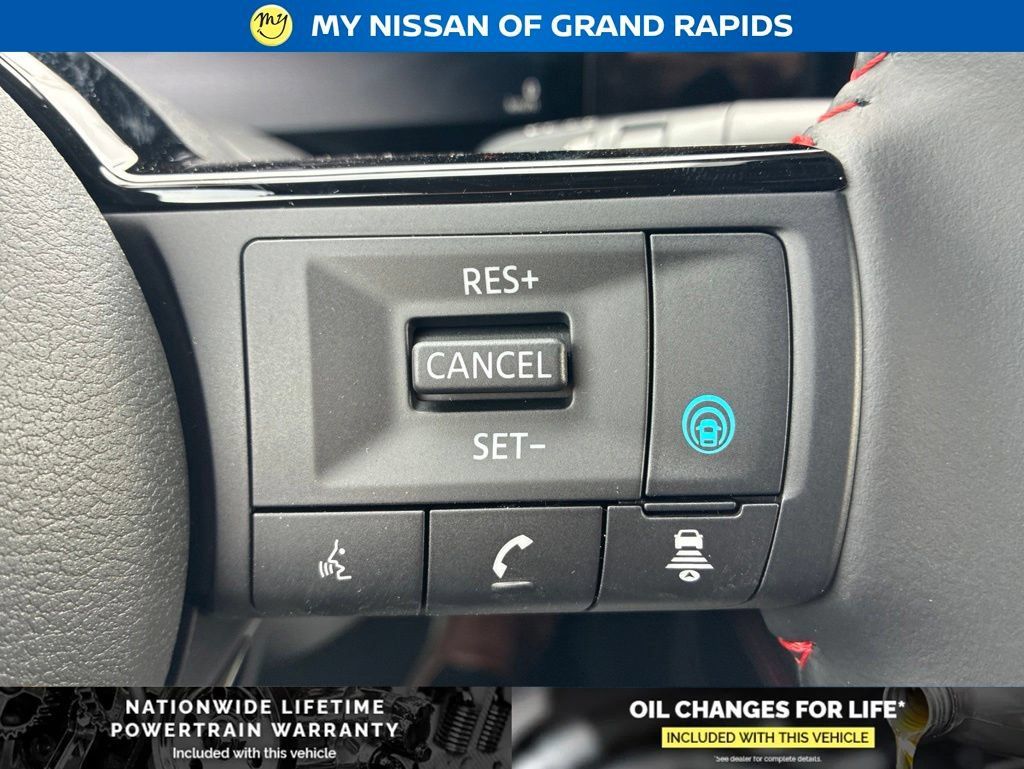New 2026 Nissan Kicks SR AWD/4WD image 14