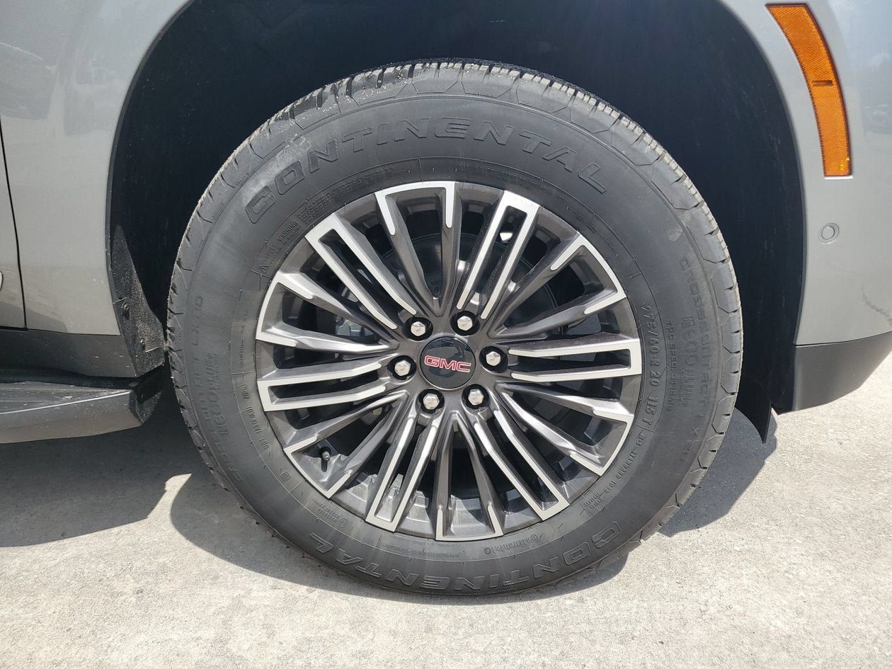 New 2026 GMC Yukon XL Elevation RWD image 6