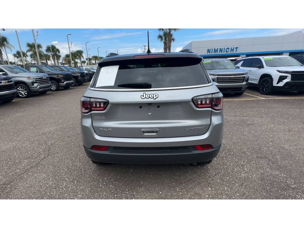 Used 2022 Jeep Compass Limited AWD/4WD image 3