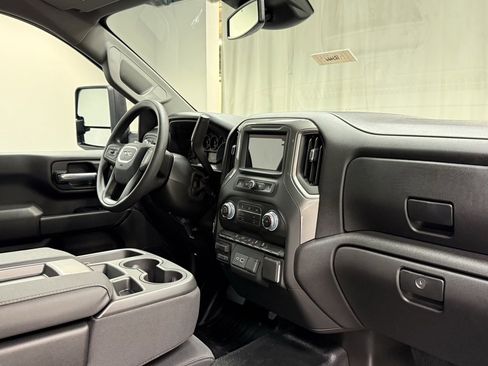 New 2026 GMC Sierra 2500 Pro image 11