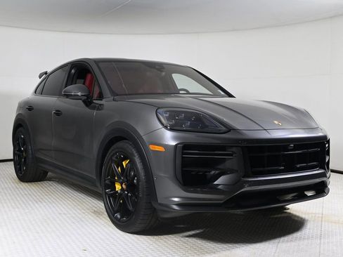 Certified 2026 Porsche Cayenne Turbo GT image 9