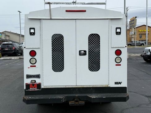 Used 2016 Ford Transit 250 138 w/ Exterior Upgrade Package image 6