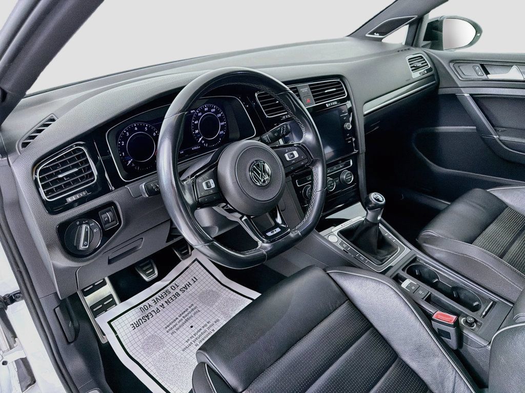 Used 2019 Volkswagen Golf R 4-Door AWD/4WD image 9