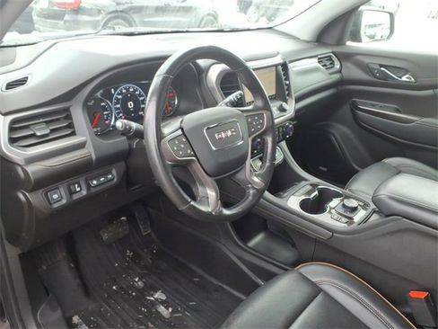 Used 2021 GMC Acadia AT4 w/ Technology Package image 8