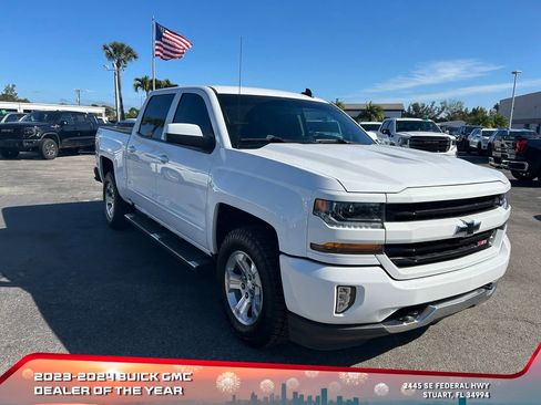 Used 2018 Chevrolet Silverado 1500 LT w/ All Star Edition image 3