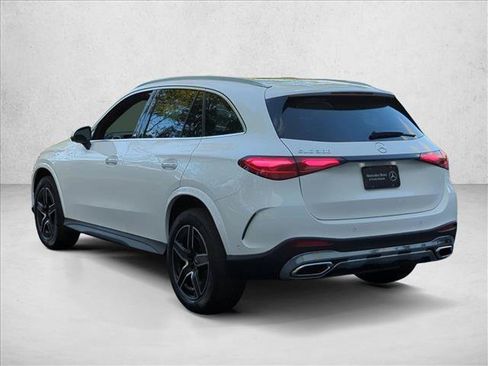 Used 2026 Mercedes-Benz GLC 300 image 9