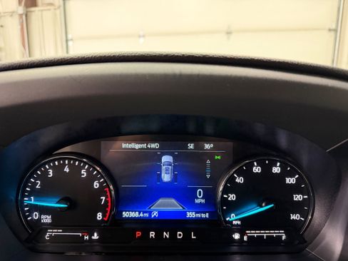 Used 2021 Ford Explorer XLT w/ Equipment Group 202A image 18