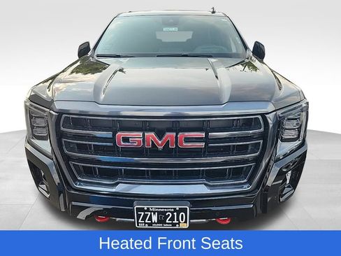 Used 2023 GMC Yukon AT4 w/ AT4 Premium Package AWD/4WD image 9