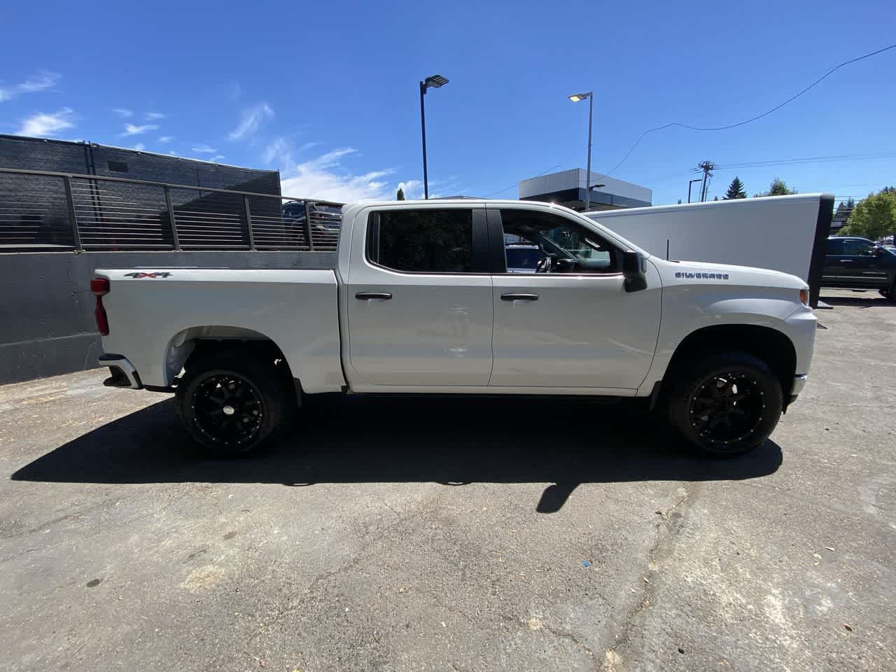 Used 2020 Chevrolet Silverado 1500 Custom w/ Custom Value Package AWD/4WD image 7