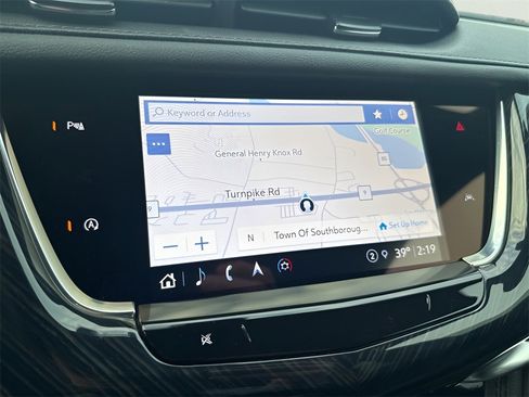 Certified 2025 Cadillac XT6 Premium Luxury image 27