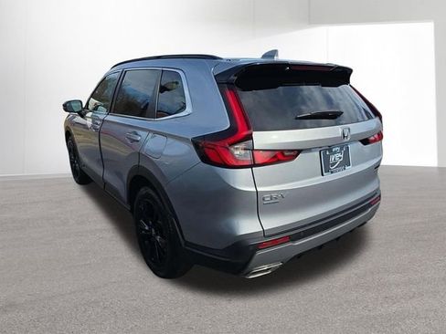 Used 2024 Honda CR-V Sport Touring image 3