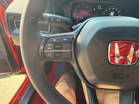 Used 2026 Honda Civic Type R image 14