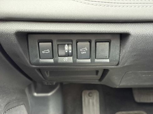 Used 2024 Subaru Outback Limited AWD/4WD image 19