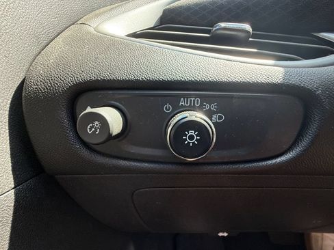 Used 2023 Chevrolet Malibu LT w/ LPO, Floor Liner Package FWD image 17