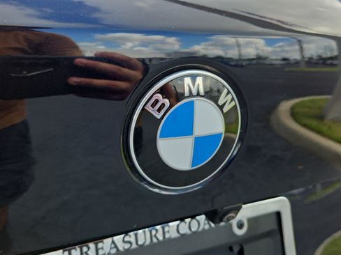 Used 2021 BMW X5 xDrive40i w/ M Sport Package AWD/4WD image 36