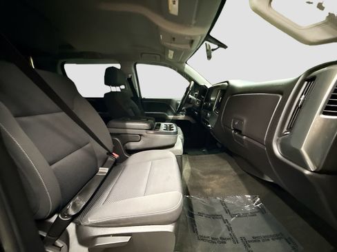 Used 2018 Chevrolet Silverado 1500 LT w/ All Star Edition image 29