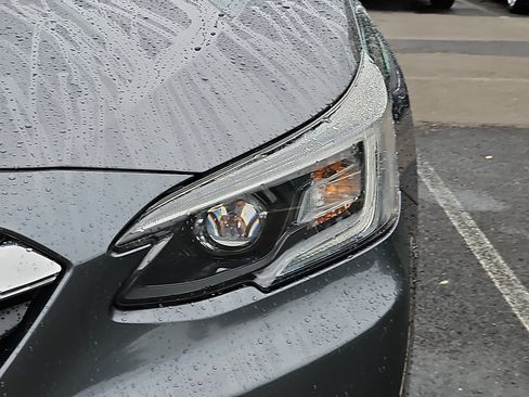 Used 2022 Subaru Legacy Premium AWD/4WD image 9