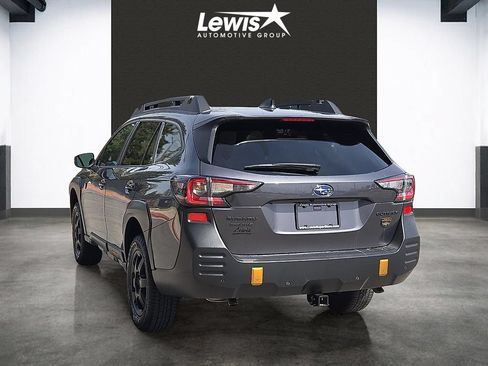 Used 2025 Subaru Outback Wilderness AWD/4WD image 3